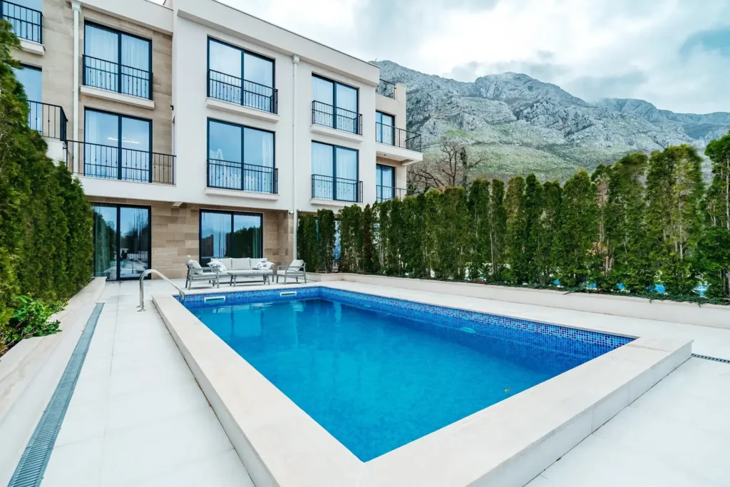 KUĆA C 1 Poljana Olive Homes Pool Residences Montenegro House C Pool View Green